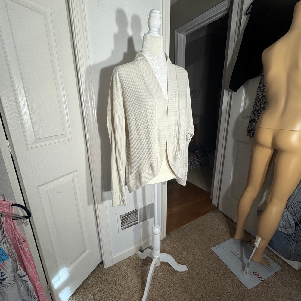 Puma Cream Ribbed Open-Front Cardigan Size Large - Picture 5 of 8